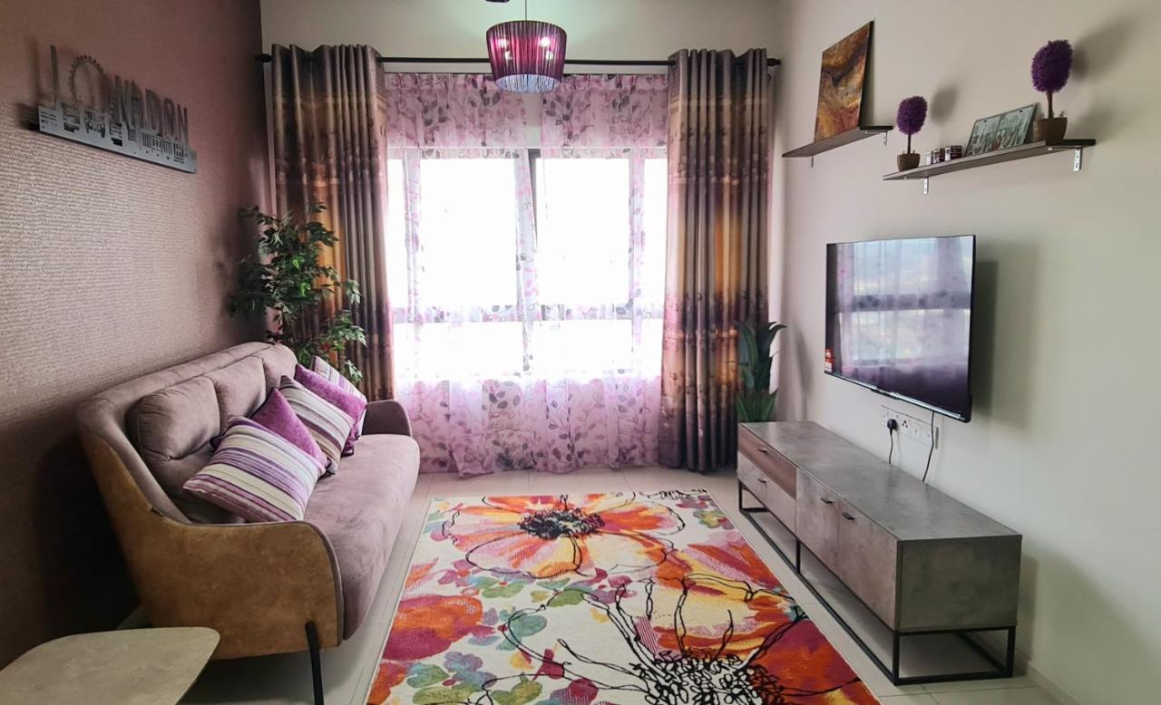 Te Amo Gandaria Bangi Pool View Netflix Full Aircond Apartment Bandar Baru Bangi Exterior photo
